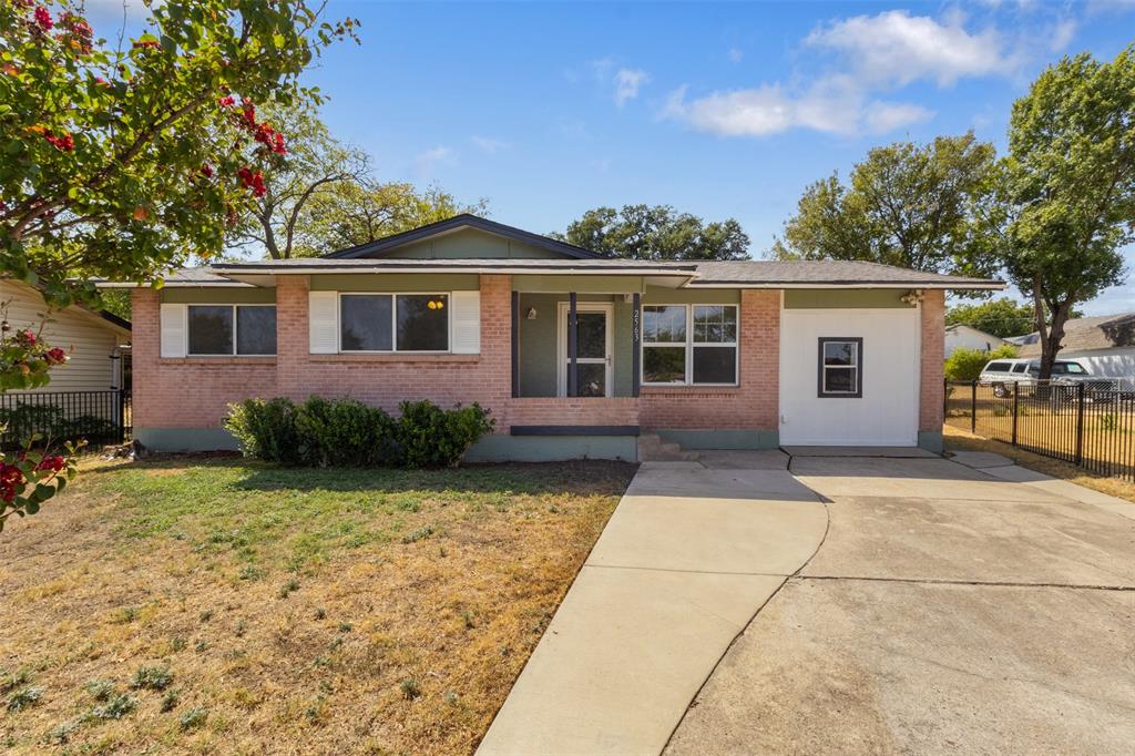 2563 Wood Valley Drive Property Photo 1