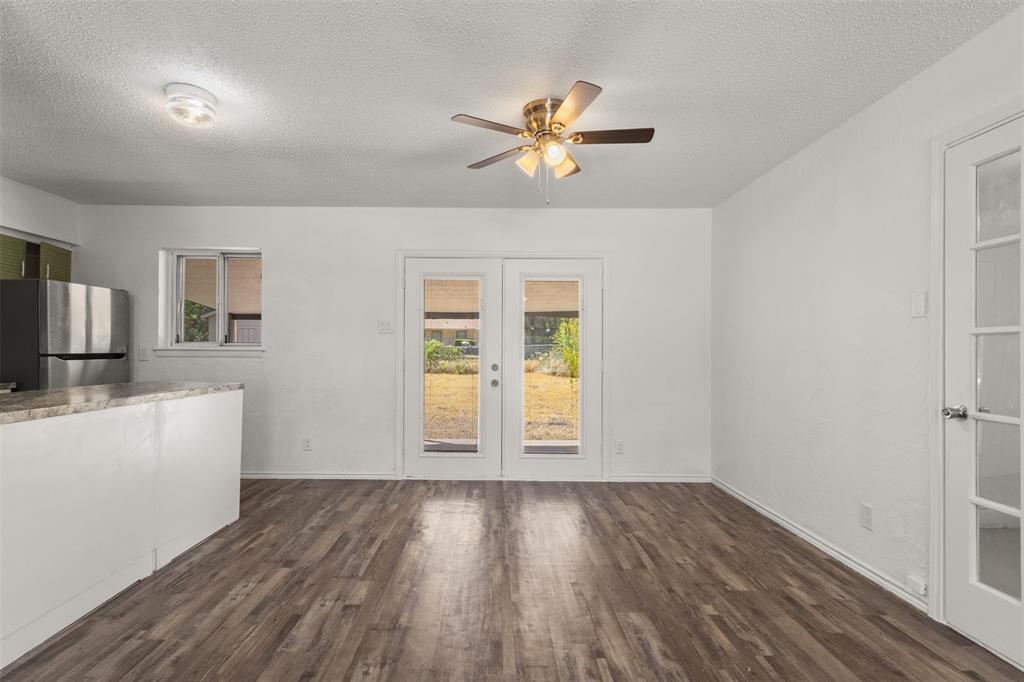 2563 Wood Valley Drive Property Photo 6