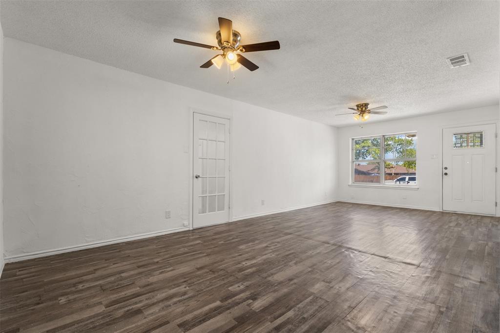 2563 Wood Valley Drive Property Photo 8
