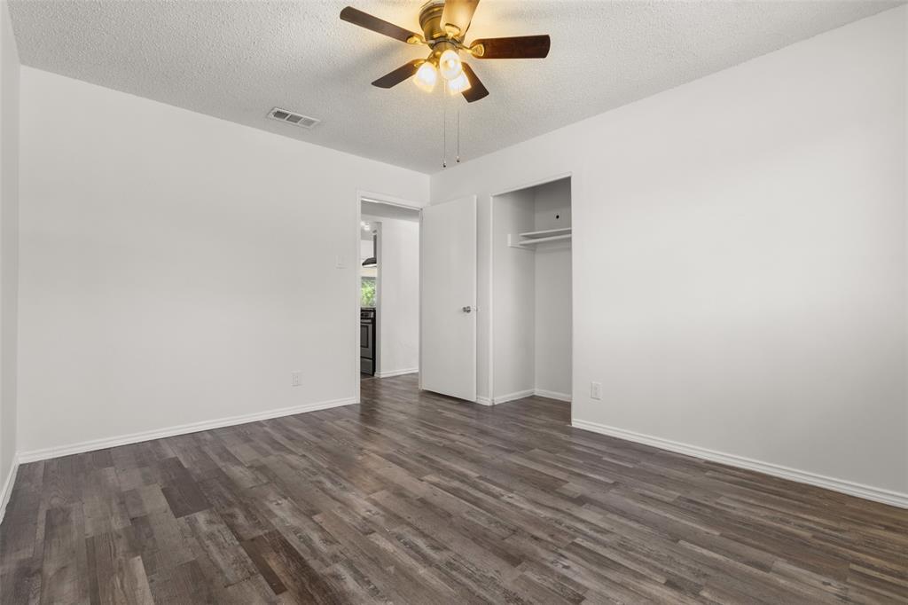 2563 Wood Valley Drive Property Photo 16