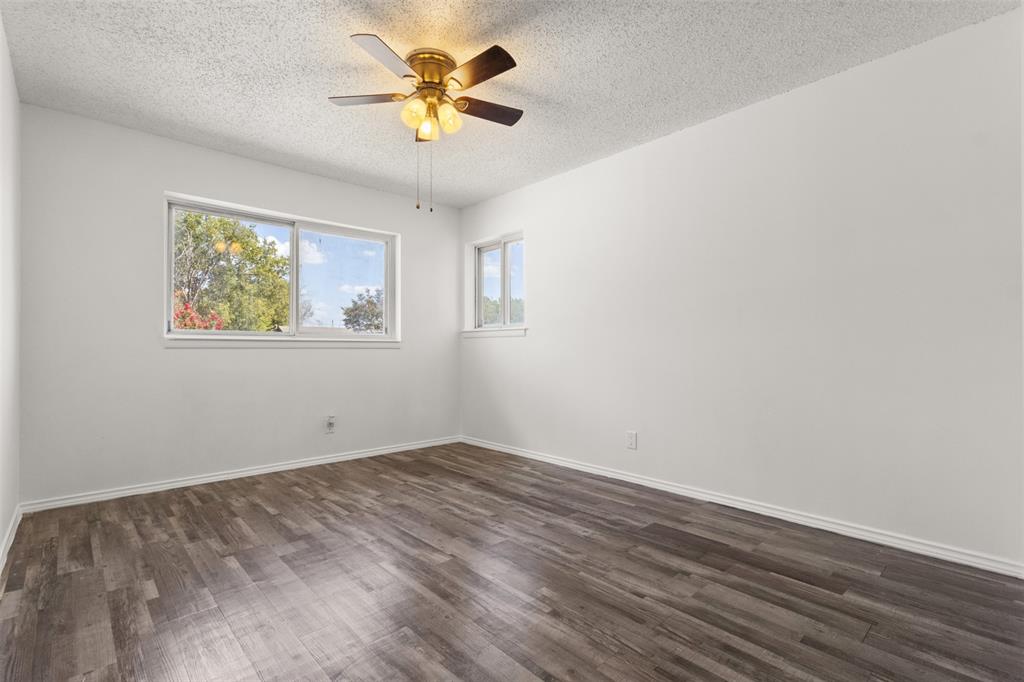 2563 Wood Valley Drive Property Photo 17