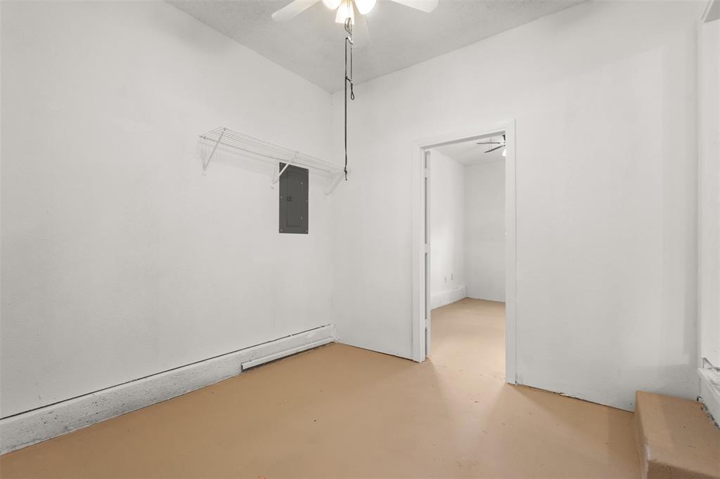 2563 Wood Valley Drive Property Photo 23