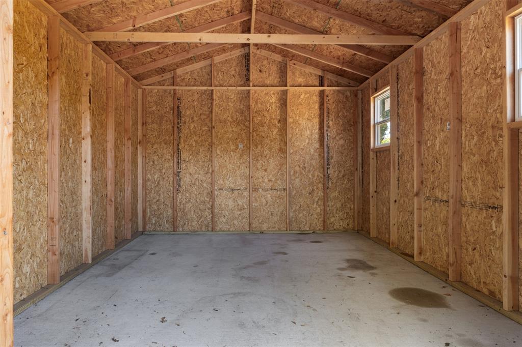 2563 Wood Valley Drive Property Photo 27
