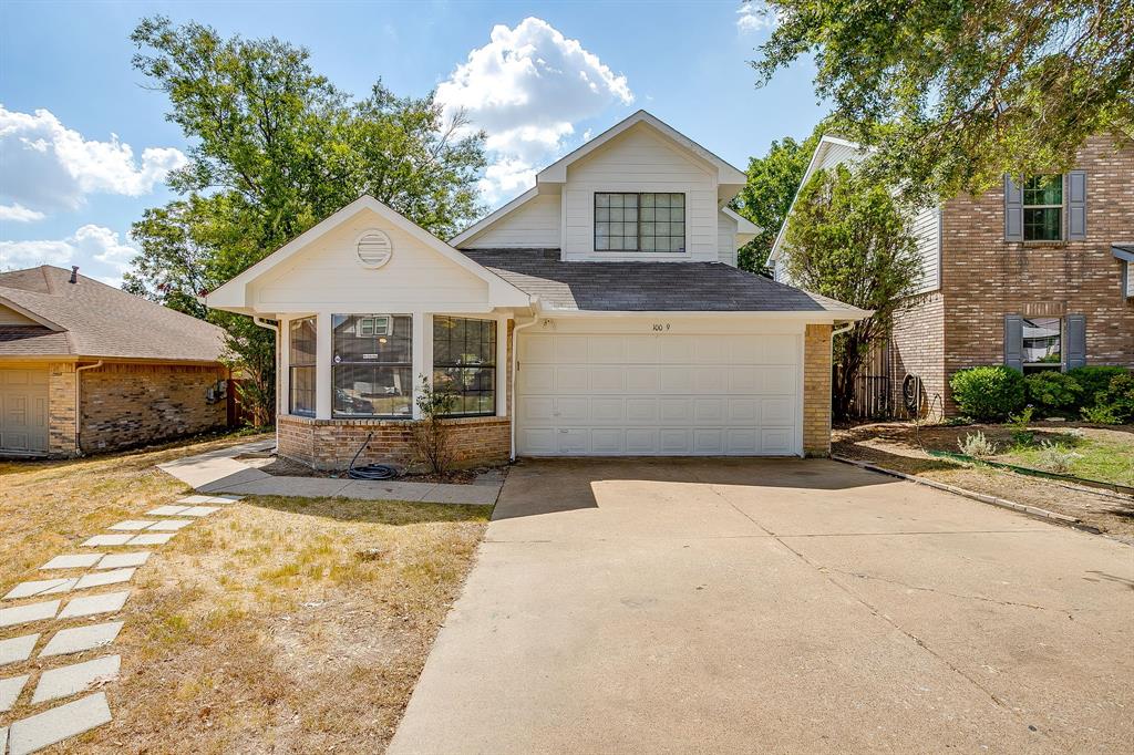 10009 Leatherwood Drive Property Photo 1