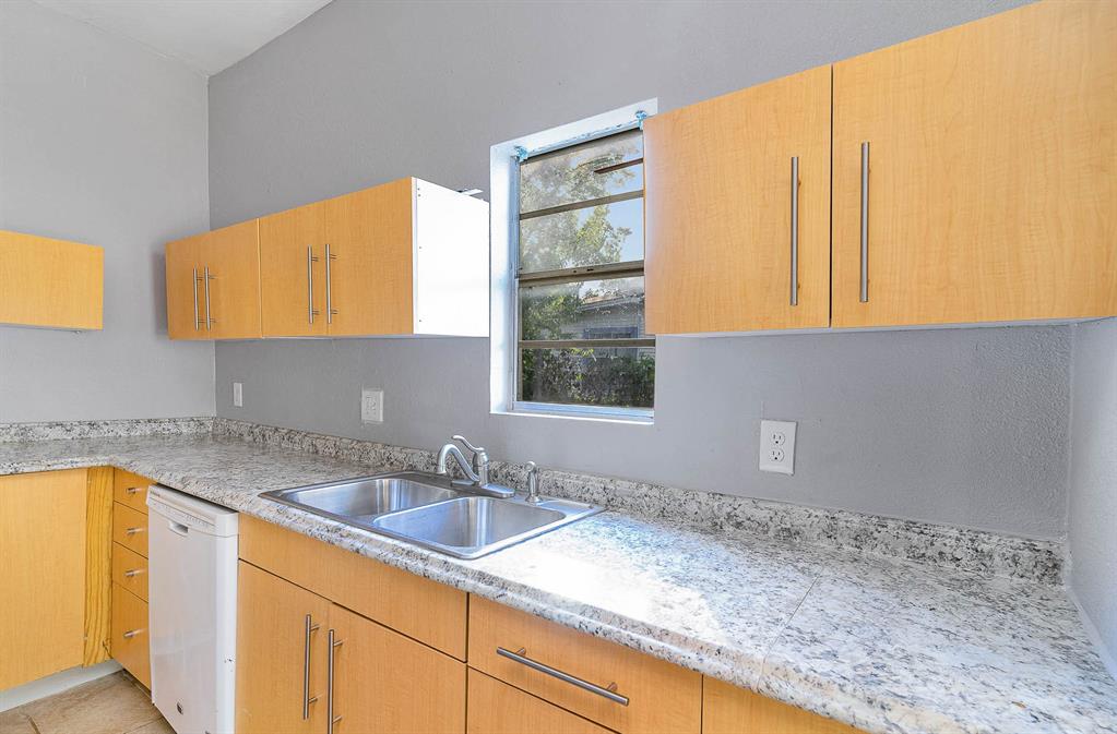 4509 Crozier Street Property Photo 4