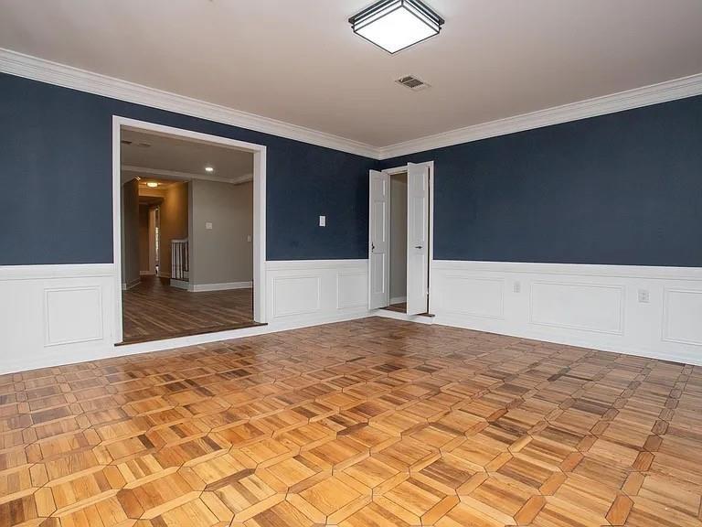 3936 College Street Property Photo 8