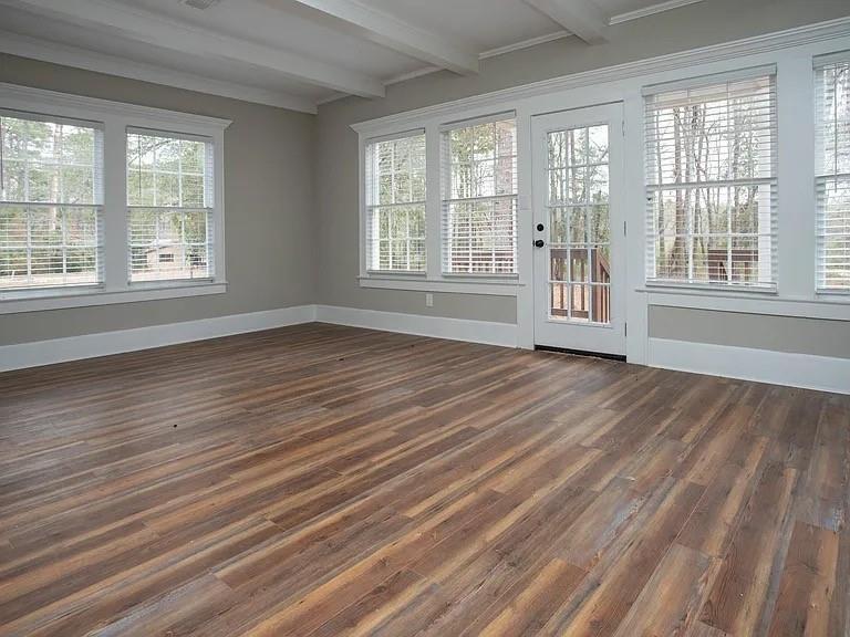 3936 College Street Property Photo 9