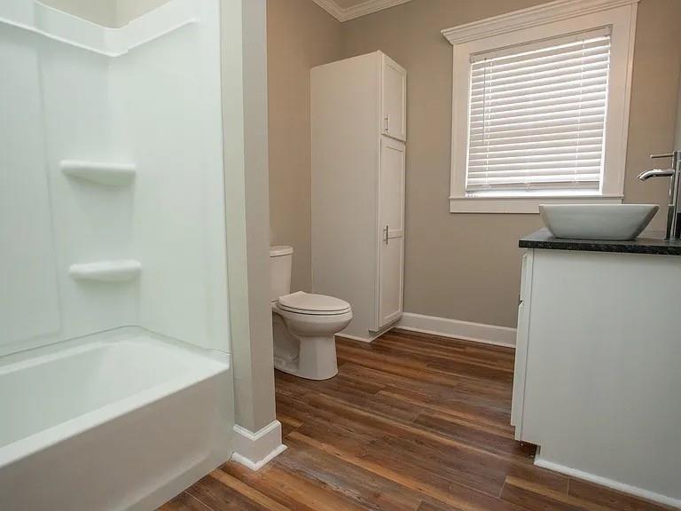 3936 College Street Property Photo 14