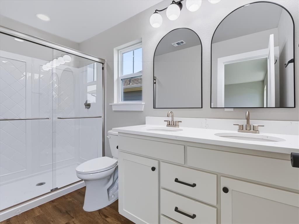 1310 Country Road Property Photo 19
