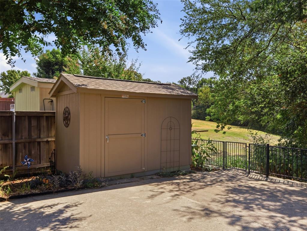 1408 Berne Lane Property Photo 24