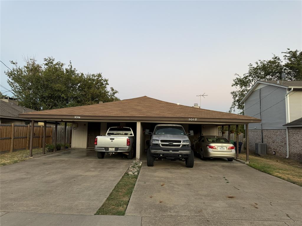 1012 Mulkey Lane Property Photo 1