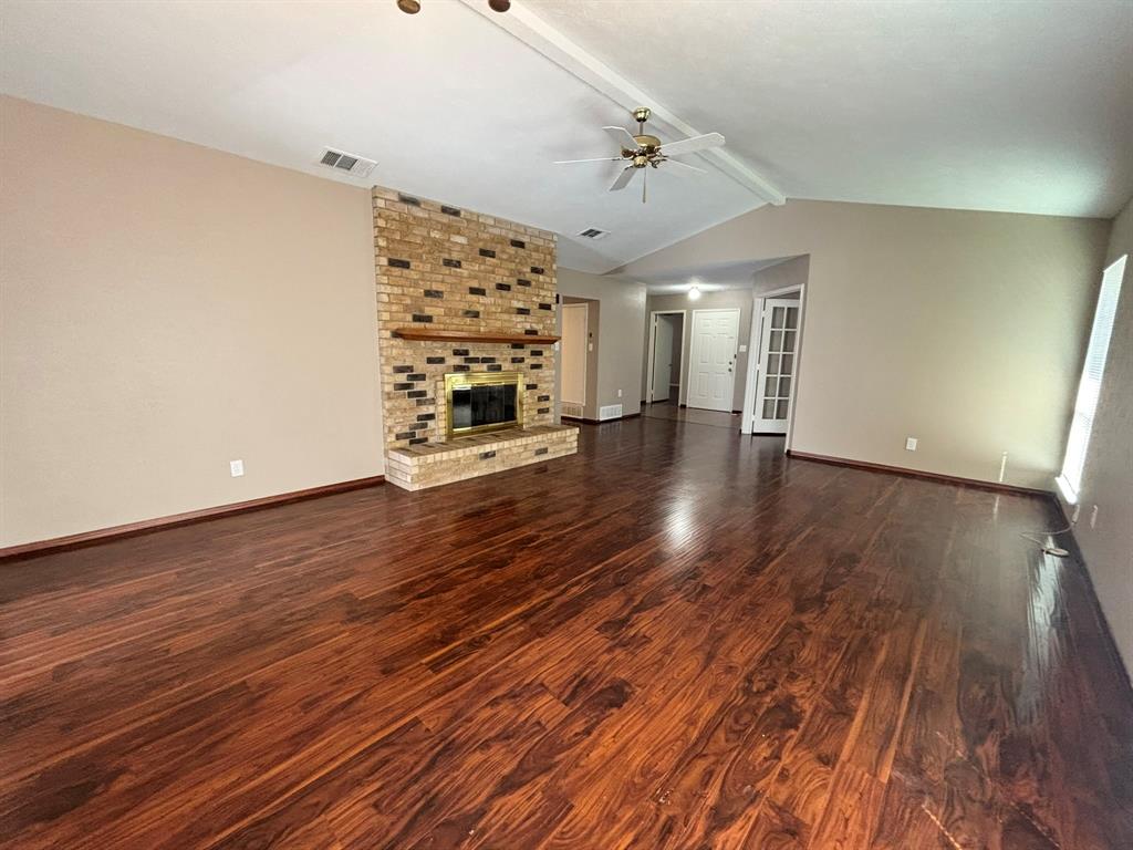 4121 Driscoll Drive Property Photo 4