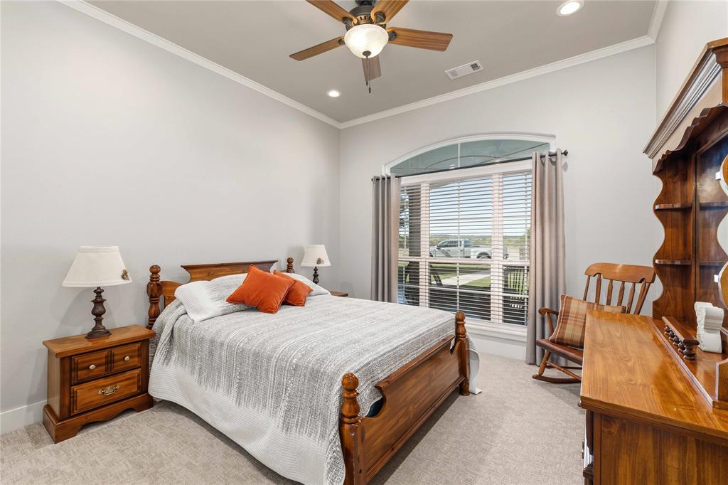 1800 Shaw Drive Property Photo 17