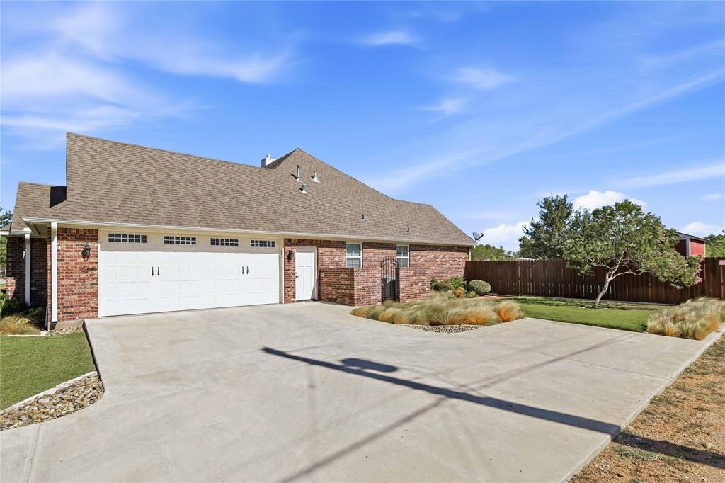 1800 Shaw Drive Property Photo 36