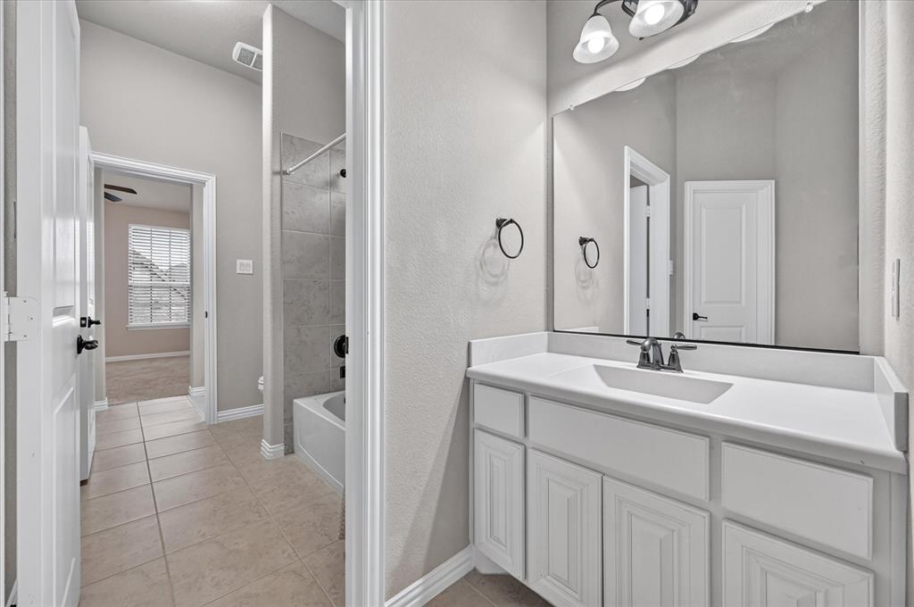 4009 Jasmine Fox Lane Property Photo 31