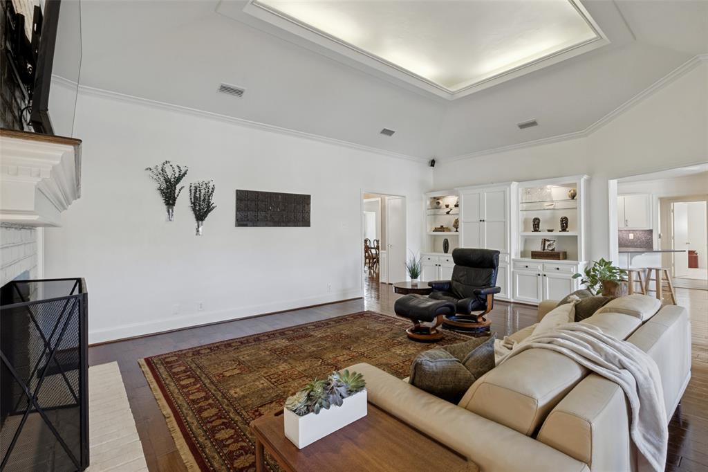 16308 Fallkirk Drive Property Photo 9
