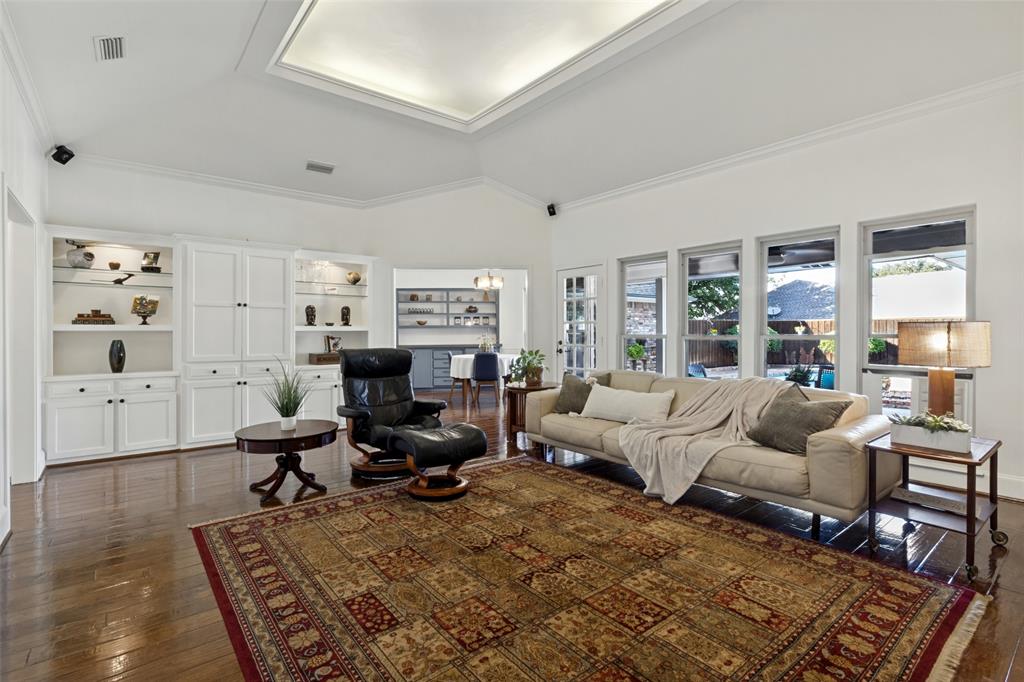 16308 Fallkirk Drive Property Photo 12