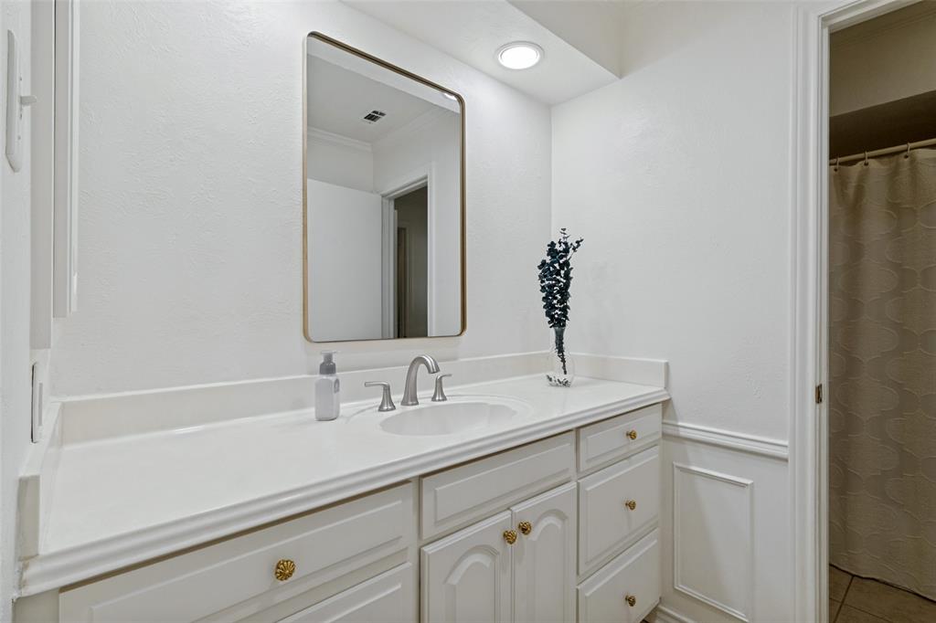 16308 Fallkirk Drive Property Photo 21