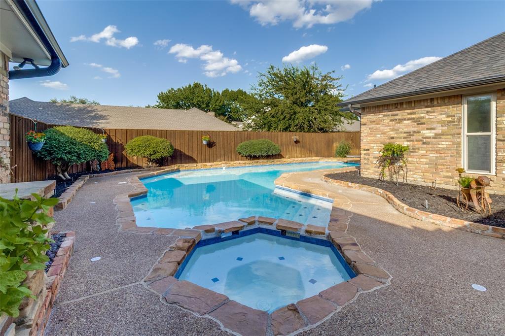 16308 Fallkirk Drive Property Photo 30