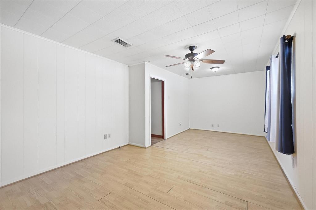 309 Elm Street Property Photo 2