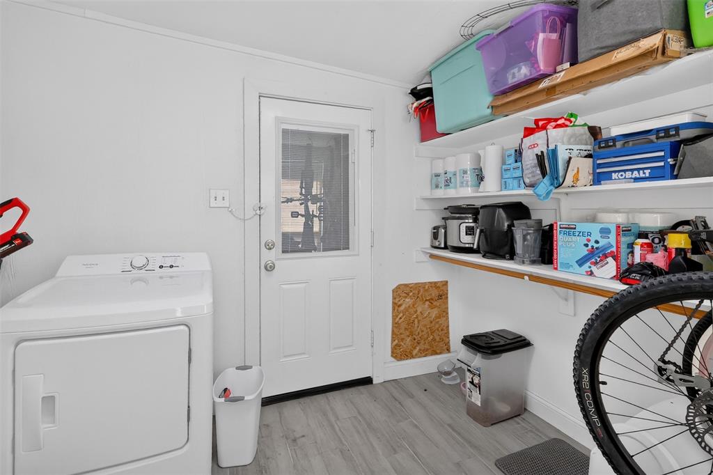 3821 Winfield Avenue Property Photo 18