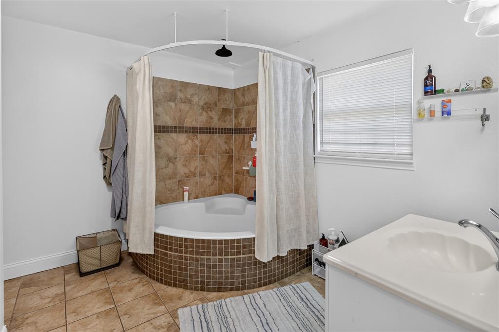 3821 Winfield Avenue Property Photo 25