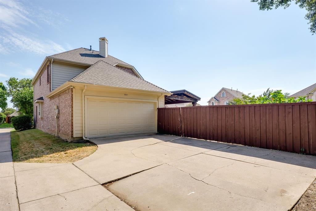 321 Andre Drive Property Photo 38