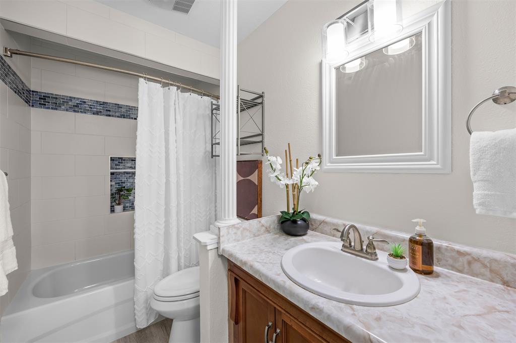 1118 Pacific Drive Property Photo 17