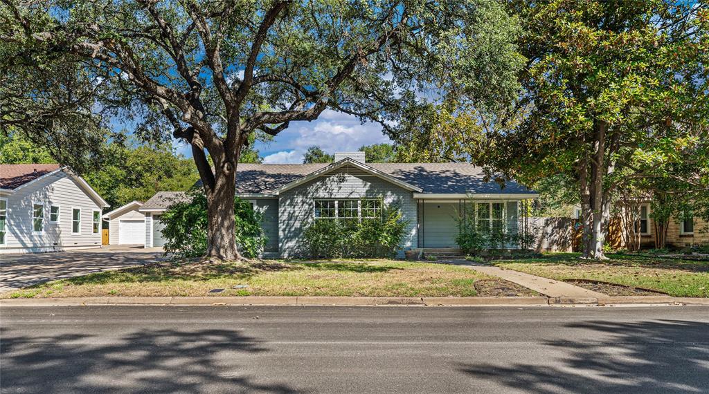 3909 Austin Avenue Property Photo 1