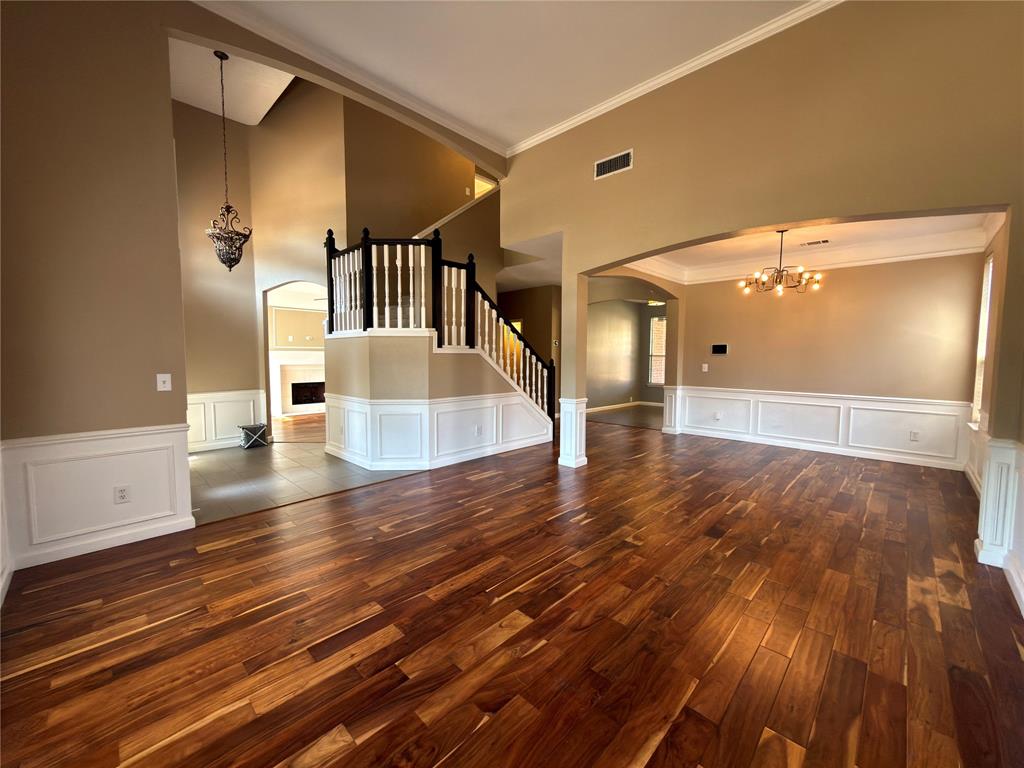 10912 Reisling Drive Property Photo 3