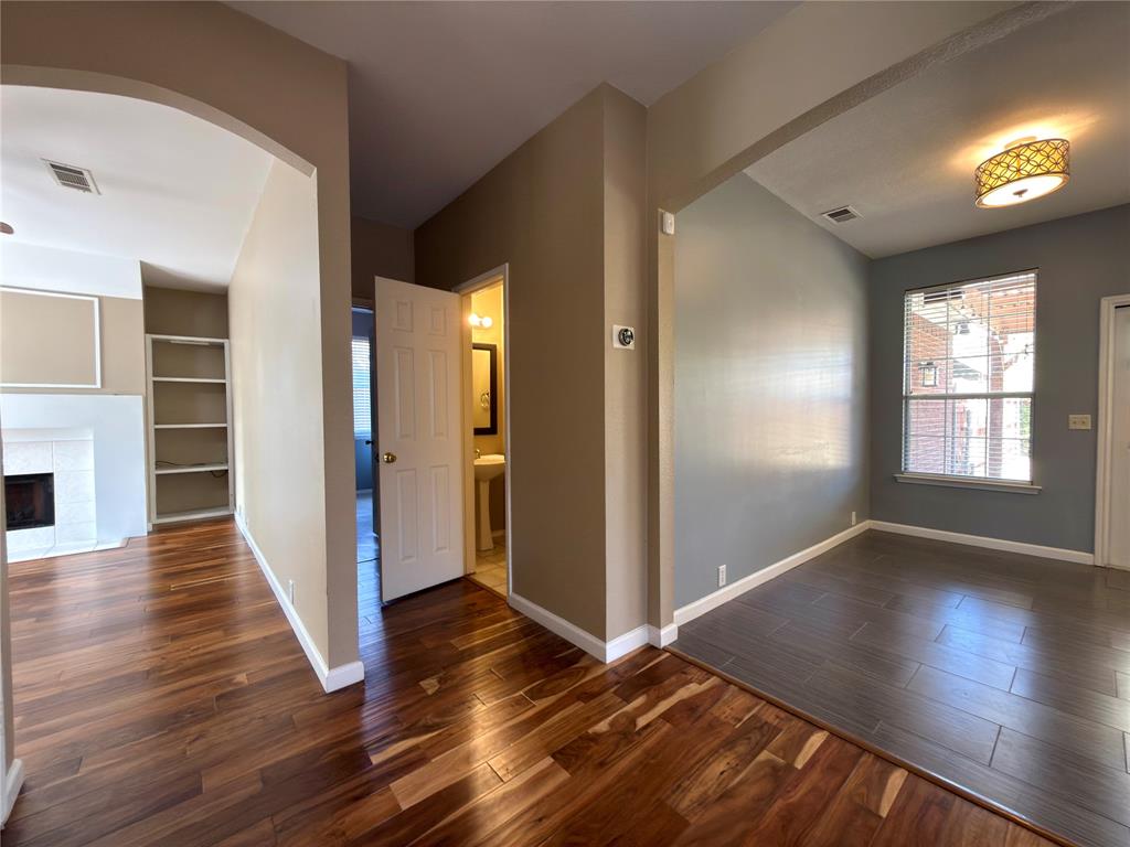 10912 Reisling Drive Property Photo 13