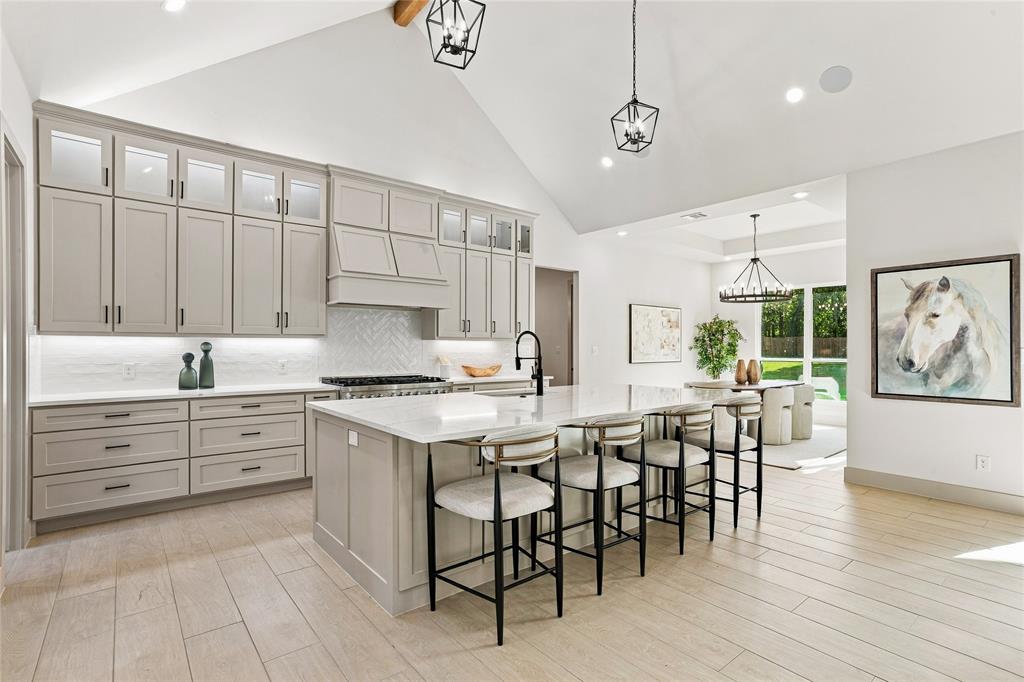 5832 Grey Wolf Court Property Photo 10