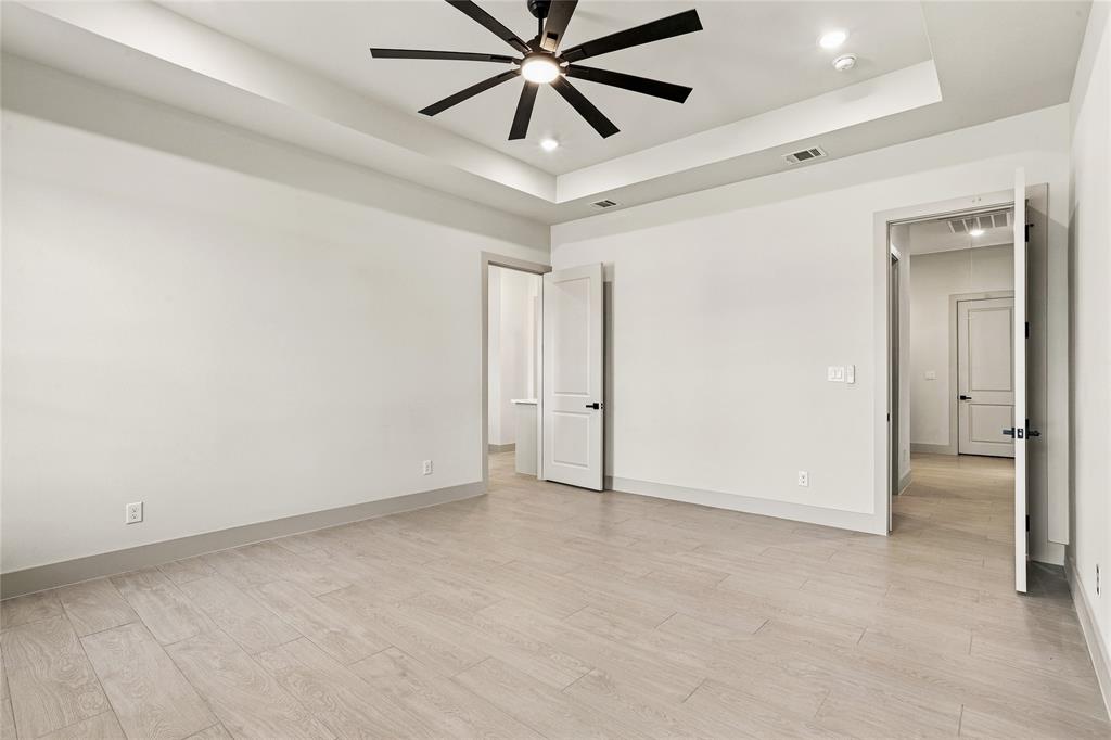 5832 Grey Wolf Court Property Photo 17