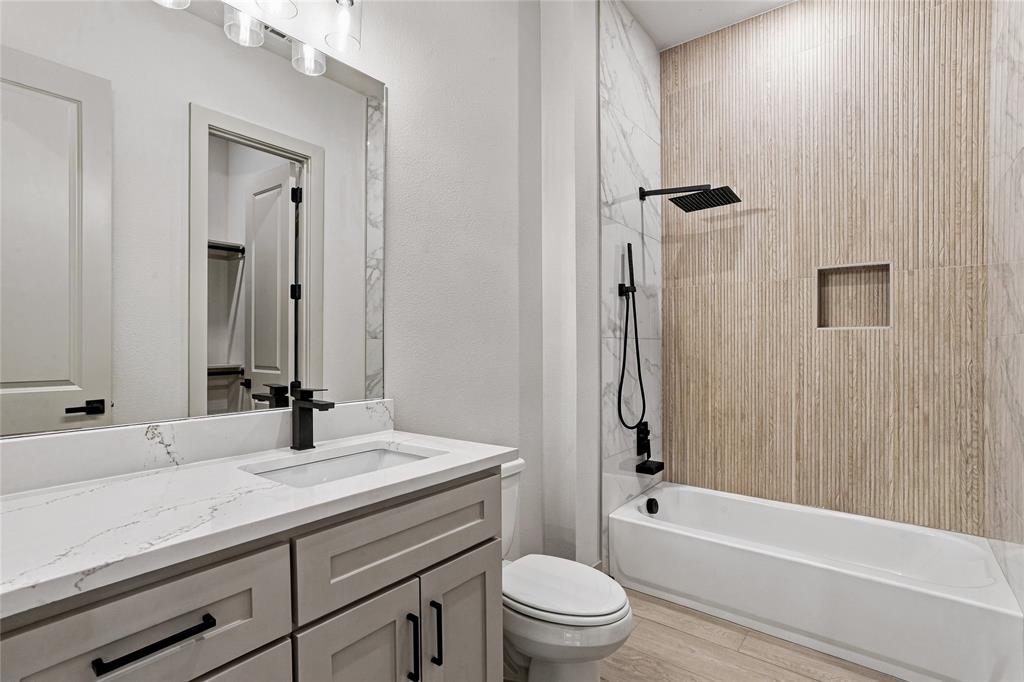 5832 Grey Wolf Court Property Photo 26