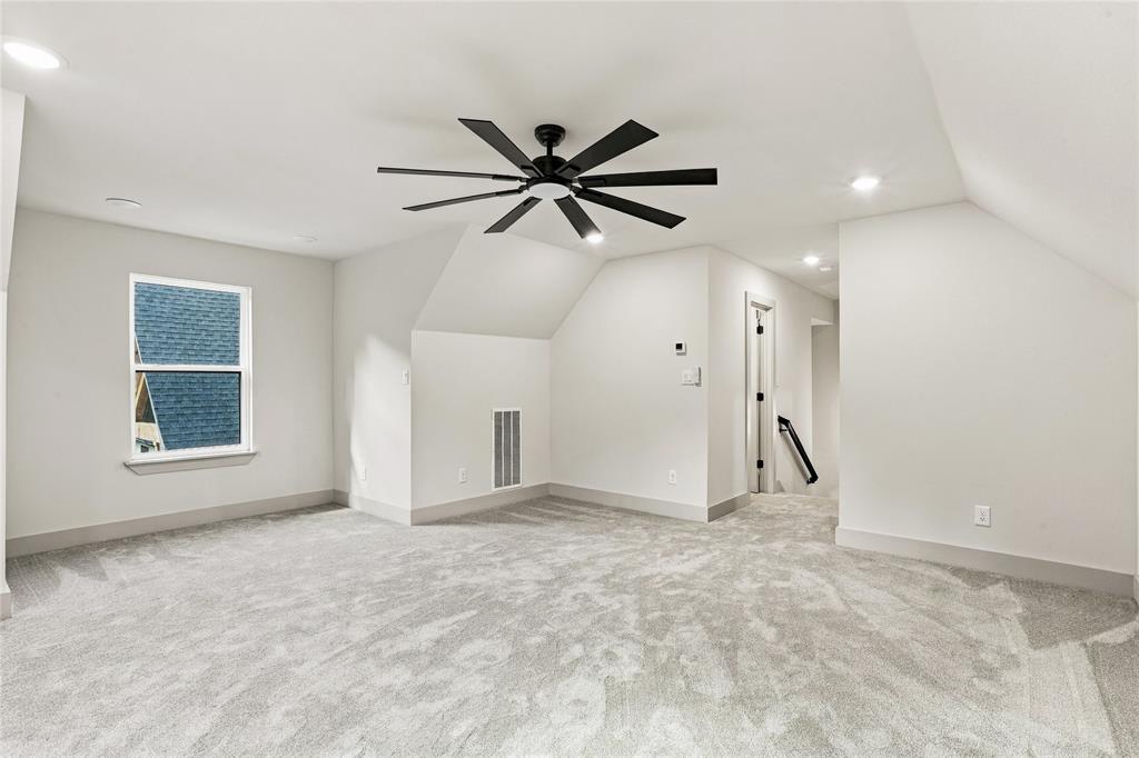 5832 Grey Wolf Court Property Photo 30