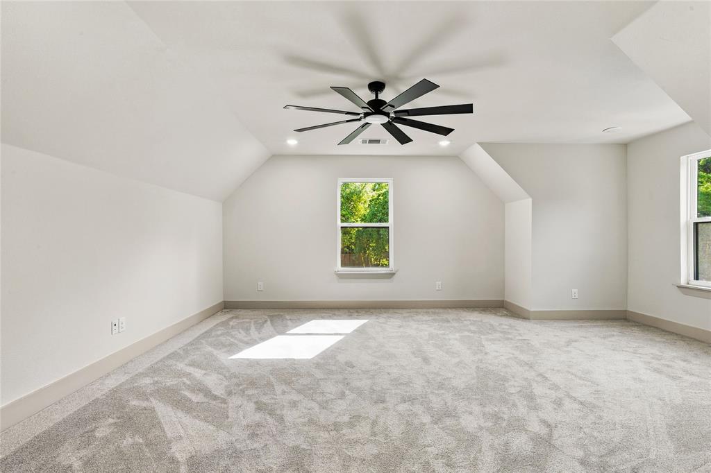 5832 Grey Wolf Court Property Photo 31