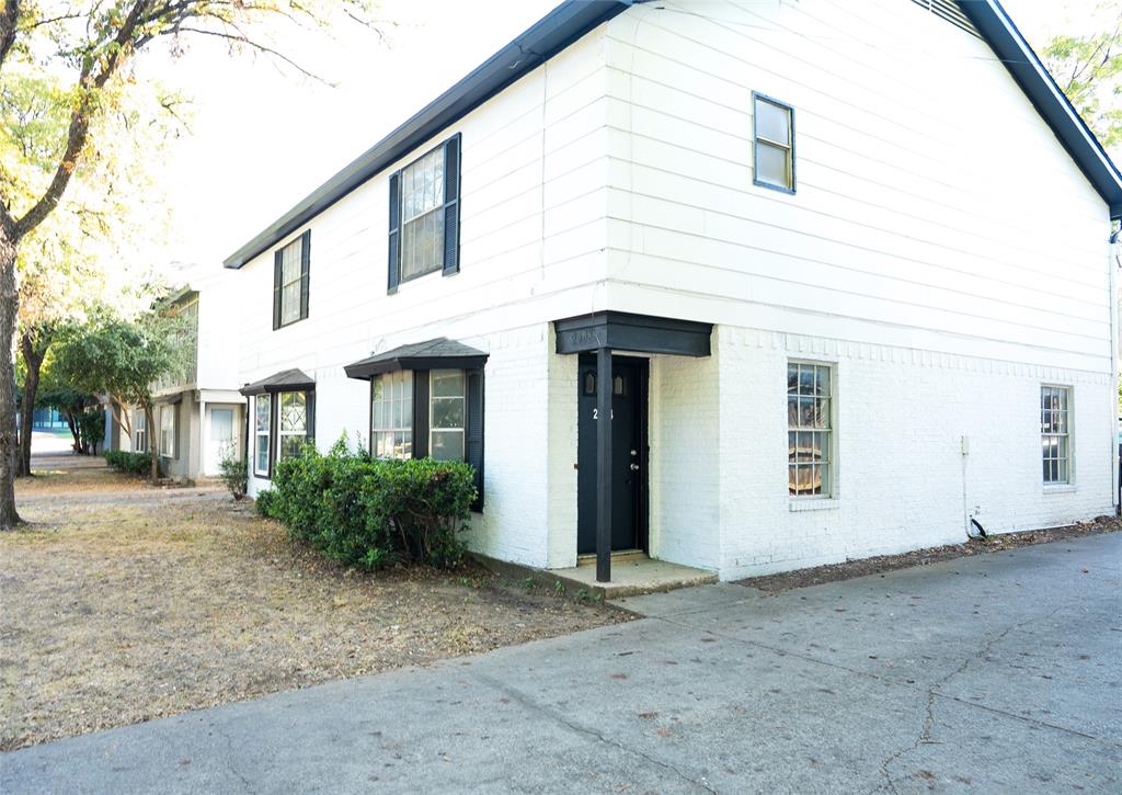 2904 S Fielder Road Property Photo 1
