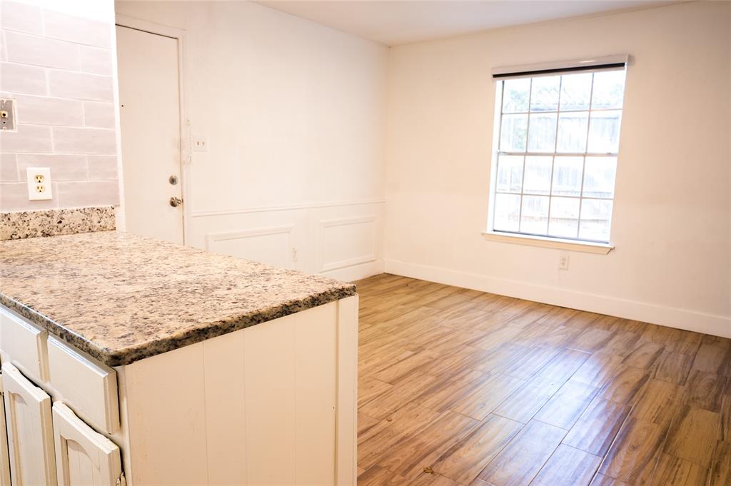 2904 S Fielder Road Property Photo 6