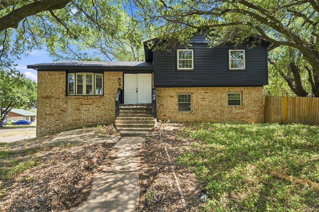 1302 N Bailey Street Property Photo 1