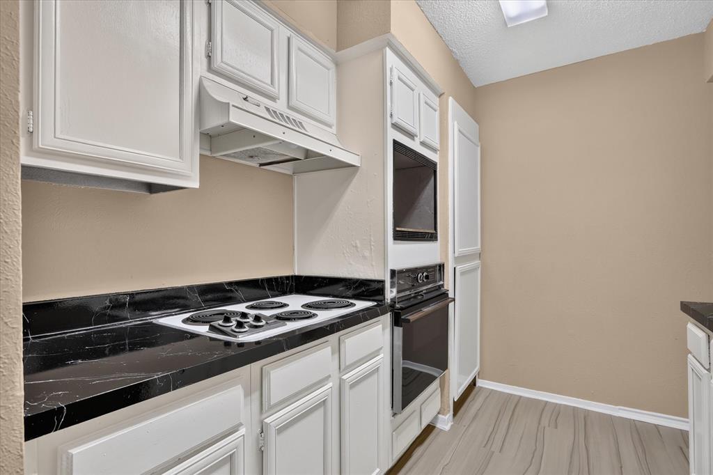 9696 Walnut Street 616 Property Photo 14