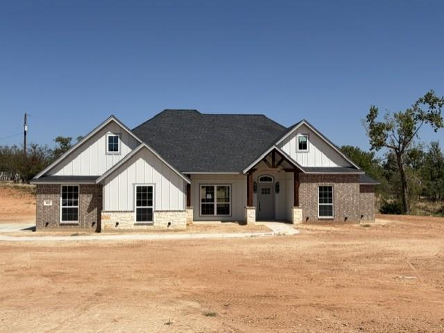 882 Eagles Way Property Photo 1