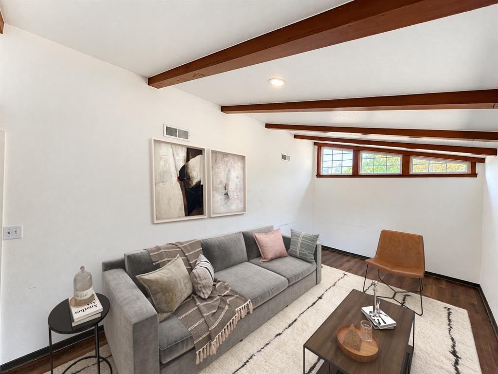 1909 S 53rd Street Property Photo 2