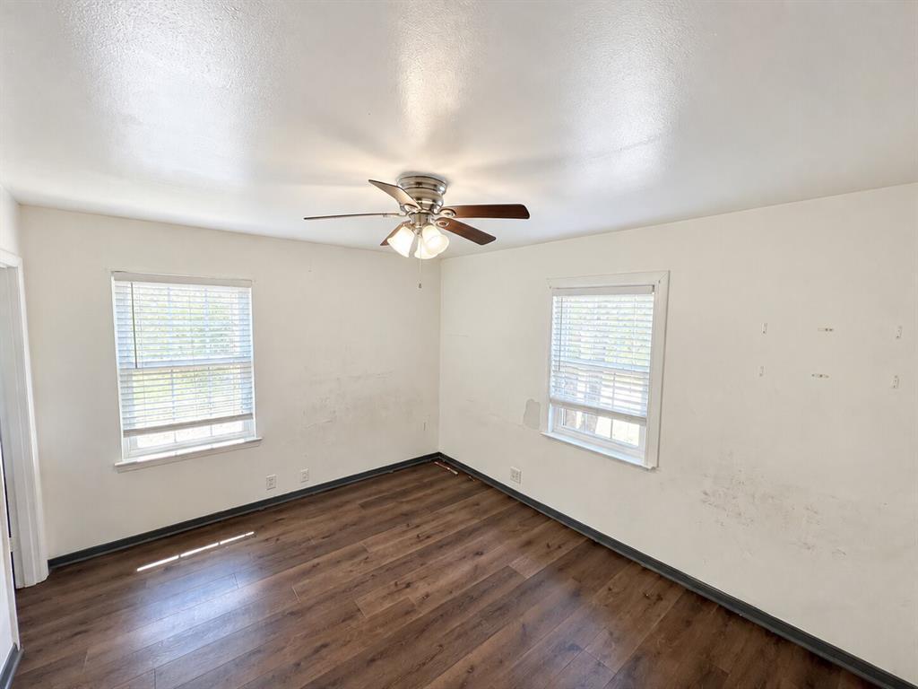 1909 S 53rd Street Property Photo 11