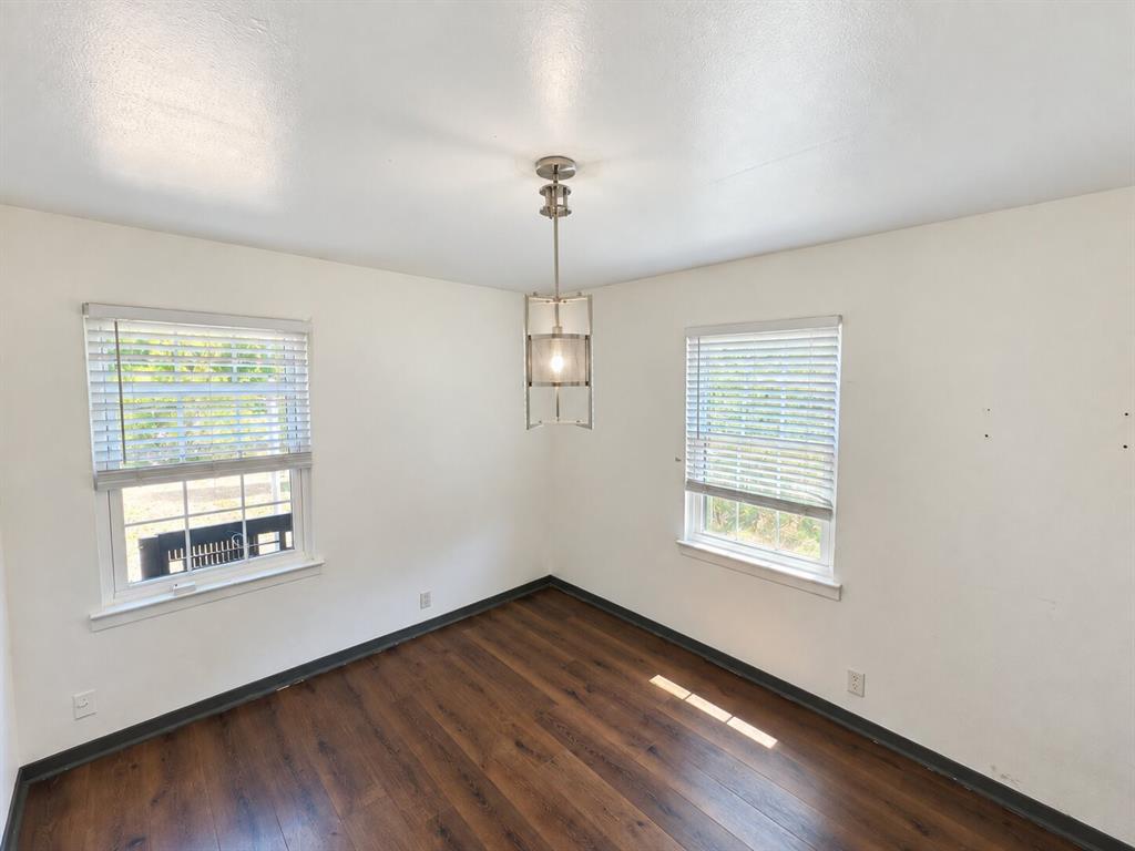 1909 S 53rd Street Property Photo 17