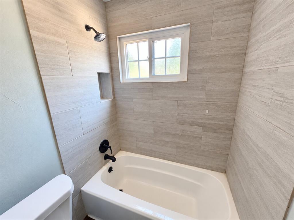 1909 S 53rd Street Property Photo 26