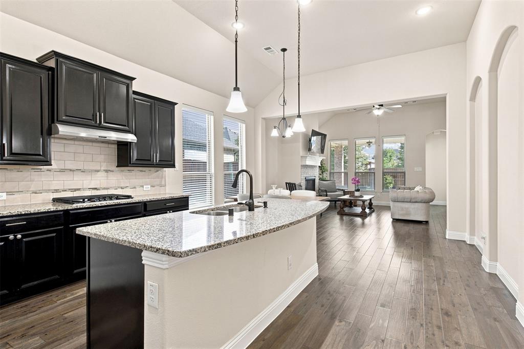 118 Lavender Lane Property Photo 3