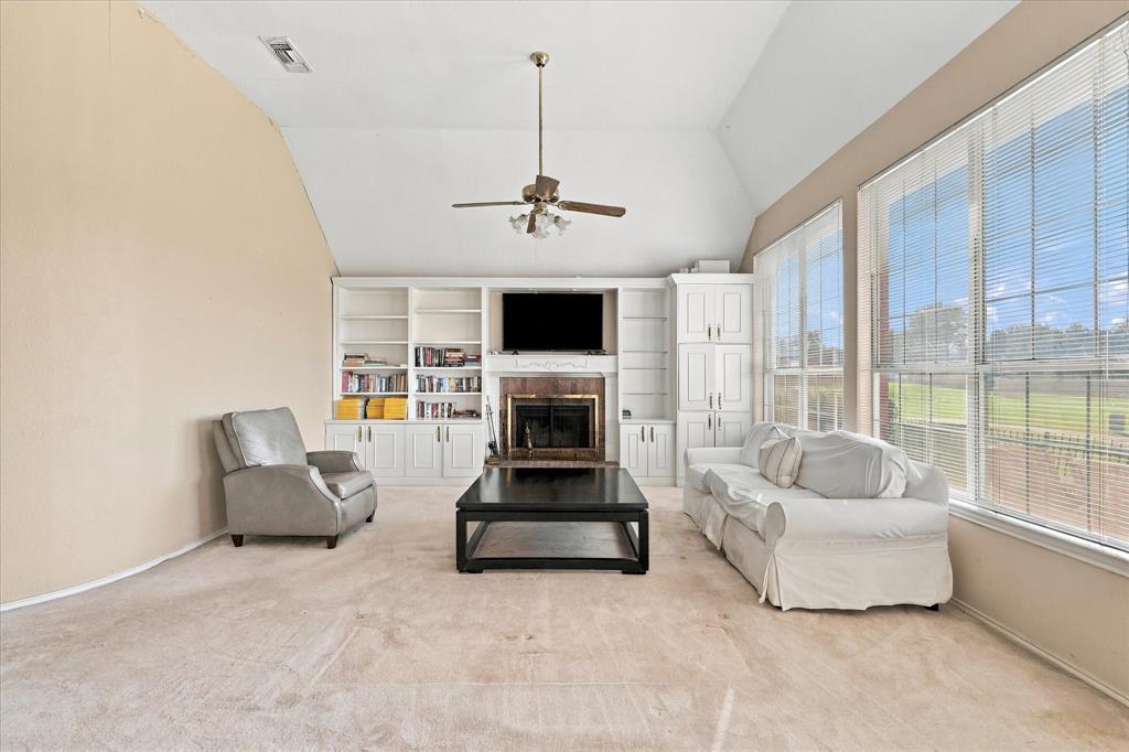 5307 Quail Creek Drive Property Photo 15
