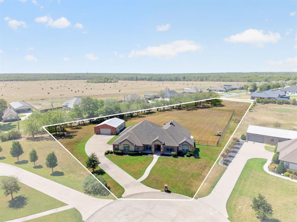 2214 Buck Court Property Photo 1
