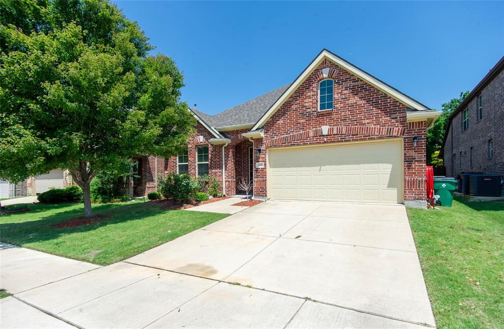 1404 Suttonview Drive Property Photo 2