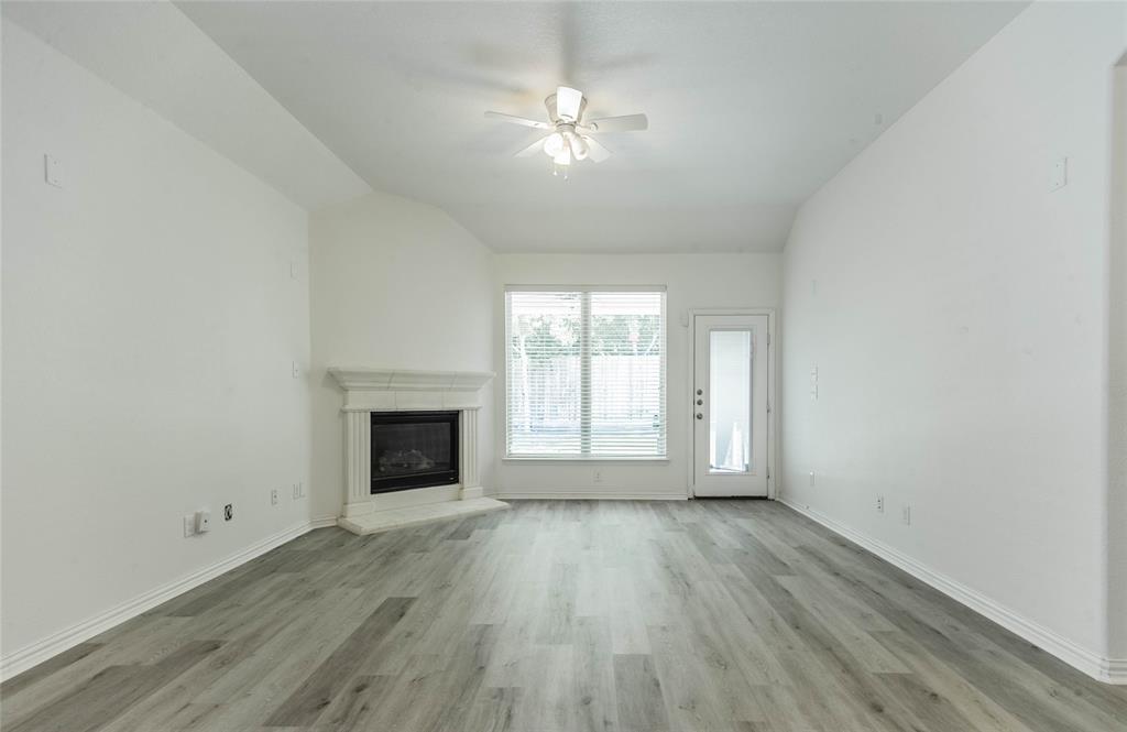 1404 Suttonview Drive Property Photo 19